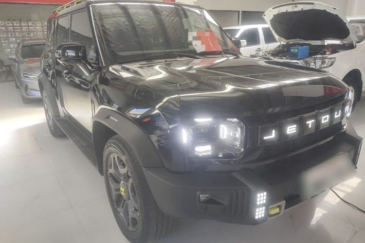 Used JETOUR Shanhai Traveler C-DM 2024 C-DM 208KM Mountain & Wilderness Edition Front Right 45 Deg