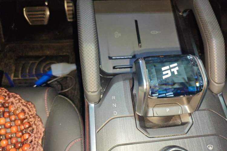 Used JETOUR Shanhai Traveler C-DM 2024 C-DM 129KM Linye Edition Gear Lever