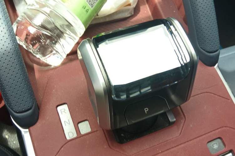 Used JETOUR Shanhai Traveler C-DM 2024 C-DM 208KM Mountain & Wilderness Edition Gear Lever