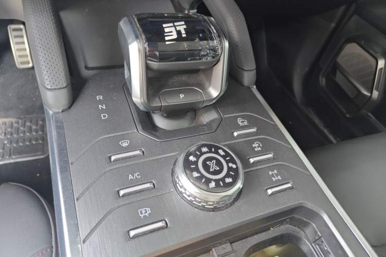 Used JETOUR Shanhai Traveler C-DM 2024 C-DM 206KM Four-Wheel Drive Wilderness Edition Gear Lever