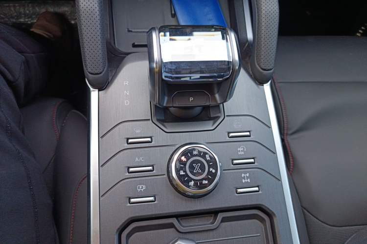 Used JETOUR Shanhai Traveler C-DM 2024 C-DM 206KM Four-Wheel Drive Wilderness Edition Gear Lever