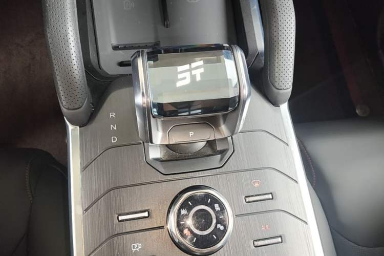 Used JETOUR Shanhai Traveler C-DM 2024 C-DM 208KM Mountain & Wilderness Edition Gear Lever