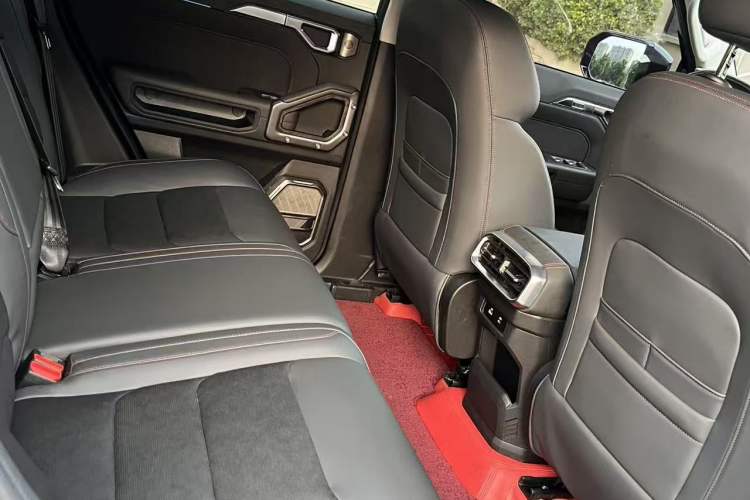 Used JETOUR Shanhai Traveler C-DM 2024 C-DM 206KM Four-Wheel Drive Wilderness Edition Interior 4