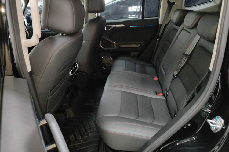 Used JETOUR Shanhai Traveler C-DM 2024 C-DM 206KM Four-Wheel Drive Wilderness Edition Interior 4