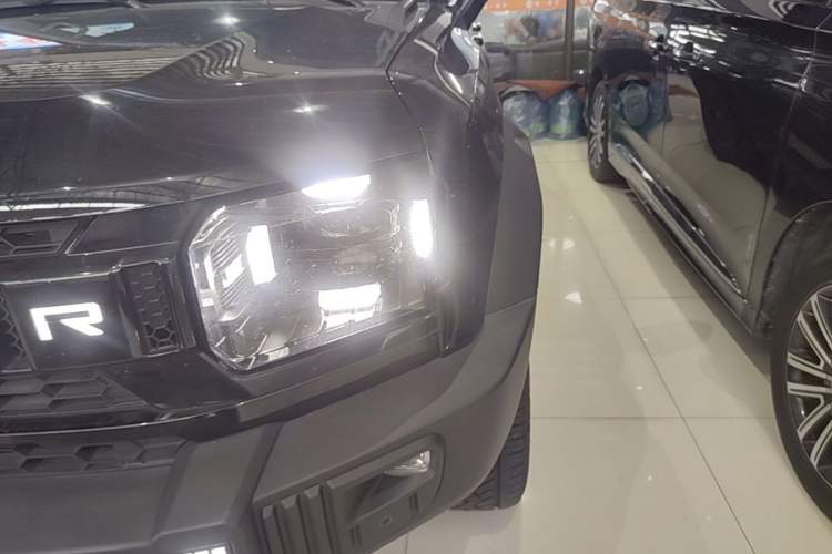 Used JETOUR Shanhai Traveler C-DM 2024 C-DM 206KM Four-Wheel Drive Wilderness Edition Left Front Headlight