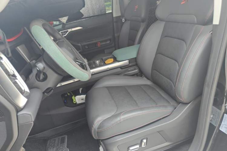 Used JETOUR Shanhai Traveler C-DM 2024 C-DM 206KM Four-Wheel Drive Wilderness Edition Left Front Seat