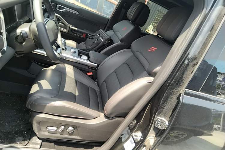 Used JETOUR Shanhai Traveler C-DM 2024 C-DM 208KM Mountain & Wilderness Edition Left Front Seat