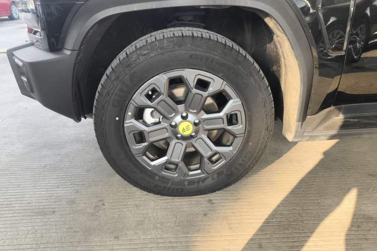 Used JETOUR Shanhai Traveler C-DM 2024 C-DM 206KM Four-Wheel Drive Wilderness Edition Left Front Wheel Hub