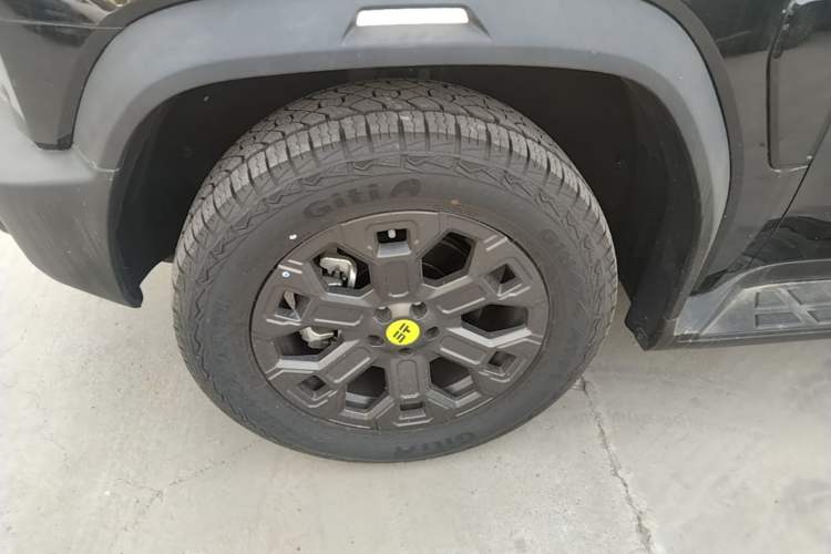Used JETOUR Shanhai Traveler C-DM 2024 C-DM 206KM Four-Wheel Drive Wilderness Edition Left Front Wheel Hub