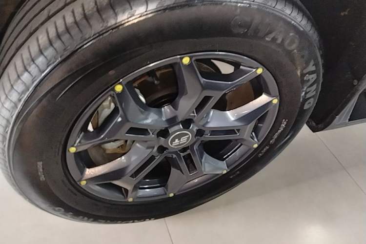 Used JETOUR Shanhai Traveler C-DM 2024 C-DM 129KM Linye Edition Left Front Wheel Hub