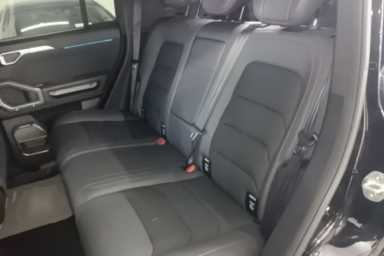 Used JETOUR Shanhai Traveler C-DM 2024 C-DM 208KM Mountain & Wilderness Edition Left Rear Seat