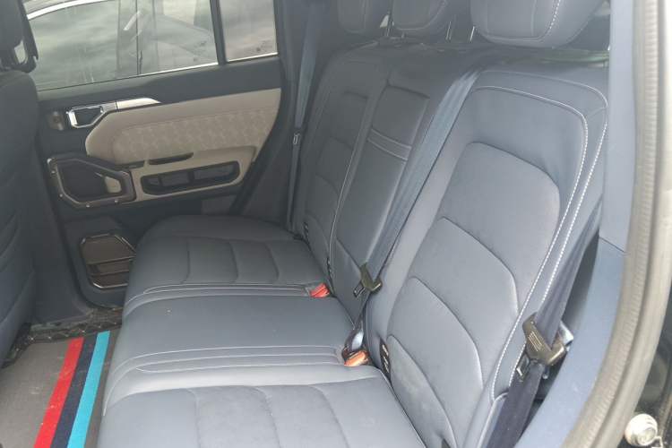 Used JETOUR Shanhai Traveler C-DM 2024 C-DM 208KM Mountain & Wilderness Edition Left Rear Seat