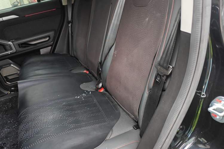Used JETOUR Shanhai Traveler C-DM 2024 C-DM 129KM Wilderness Edition Left Rear Seat