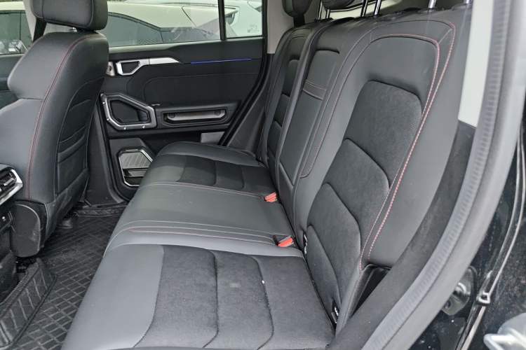 Used JETOUR Shanhai Traveler C-DM 2024 C-DM 206KM Four-Wheel Drive Wilderness Edition Left Rear Seat