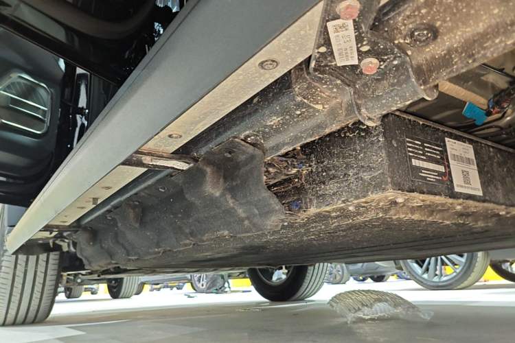 Used JETOUR Shanhai Traveler C-DM 2024 C-DM 129KM Linye Edition Left Side Sill
