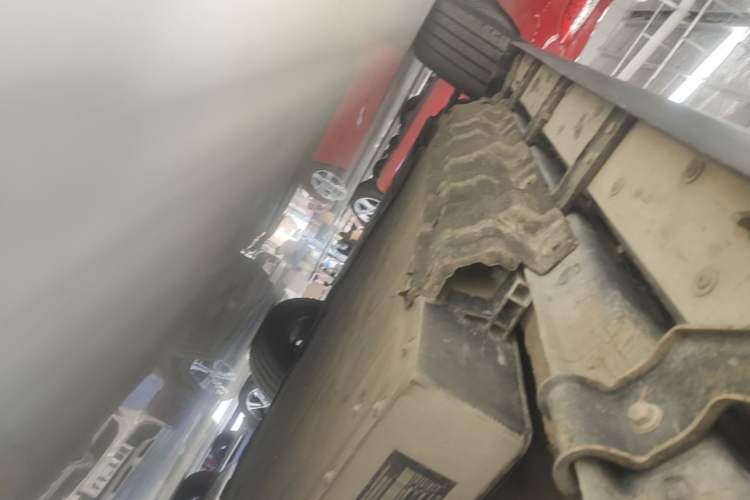 Used JETOUR Shanhai Traveler C-DM 2024 C-DM 208KM Mountain & Wilderness Edition Left Side Sill