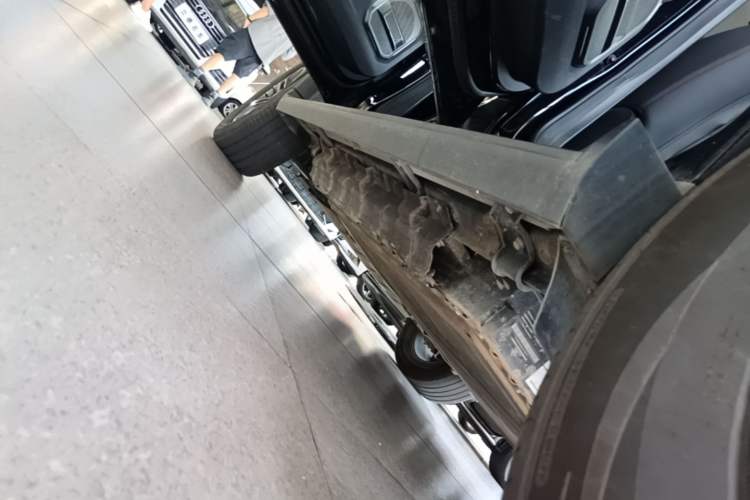 Used JETOUR Shanhai Traveler C-DM 2024 C-DM 129KM Linye Edition Left Side Sill
