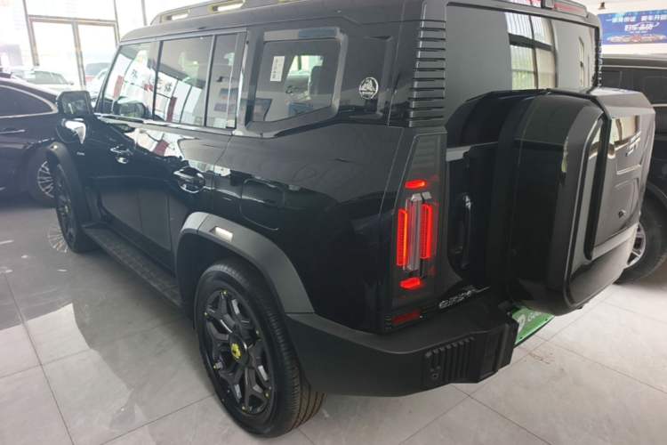 Used JETOUR Shanhai Traveler C-DM 2024 C-DM 208KM Mountain & Wilderness Edition Rear Left 45 Deg