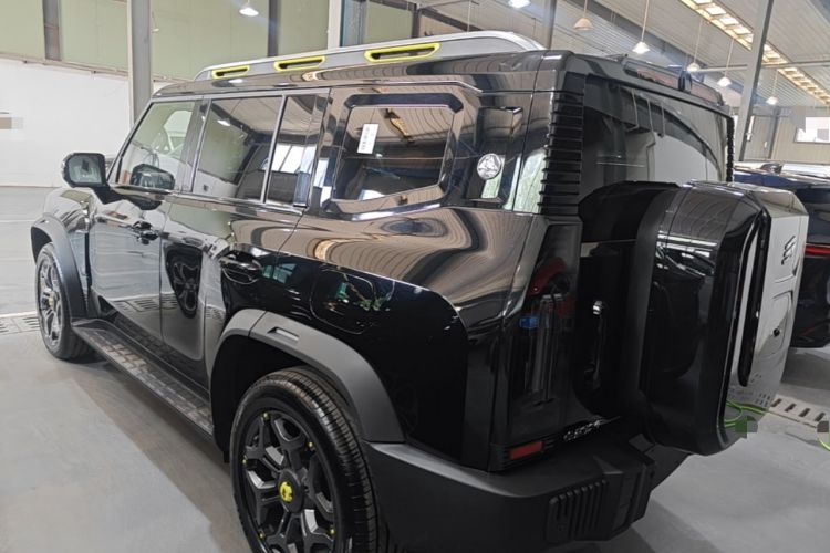 Used JETOUR Shanhai Traveler C-DM 2024 C-DM 208KM Mountain & Wilderness Edition Rear Left 45 Deg