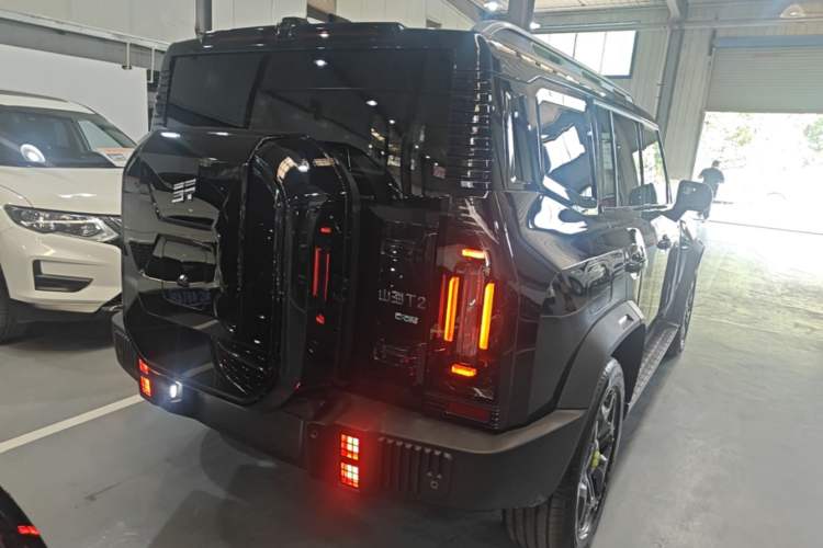 Used JETOUR Shanhai Traveler C-DM 2024 C-DM 208KM Mountain & Wilderness Edition Rear Right 45 Deg