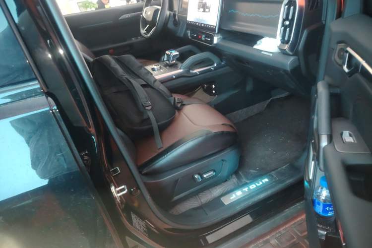 Used JETOUR Shanhai Traveler C-DM 2024 C-DM 129KM Linye Edition Right Front Seat