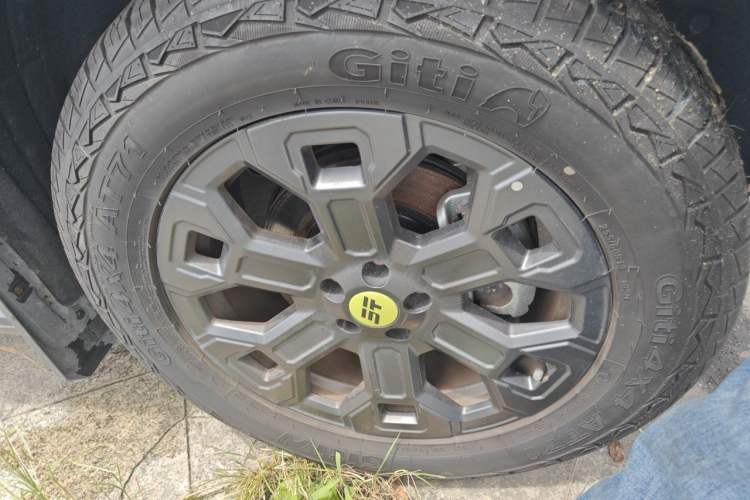 Used JETOUR Shanhai Traveler C-DM 2024 C-DM 206KM Four-Wheel Drive Wilderness Edition Right Front Wheel Hub