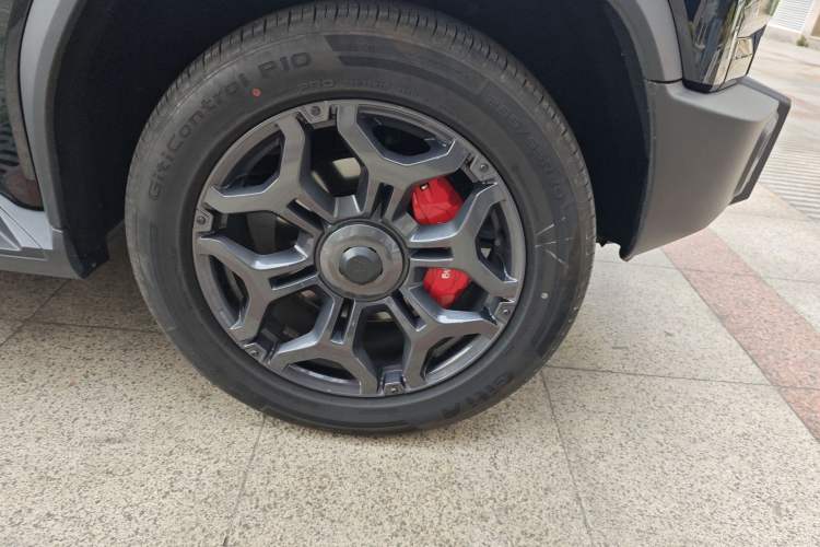 Used JETOUR Shanhai Traveler C-DM 2024 C-DM 208KM Mountain & Wilderness Edition Right Front Wheel Hub