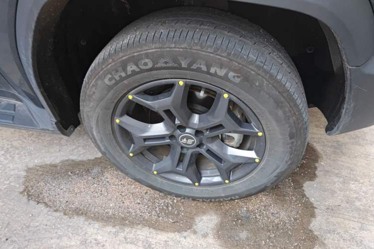 Used JETOUR Shanhai Traveler C-DM 2024 C-DM 129KM Linye Edition Right Front Wheel Hub