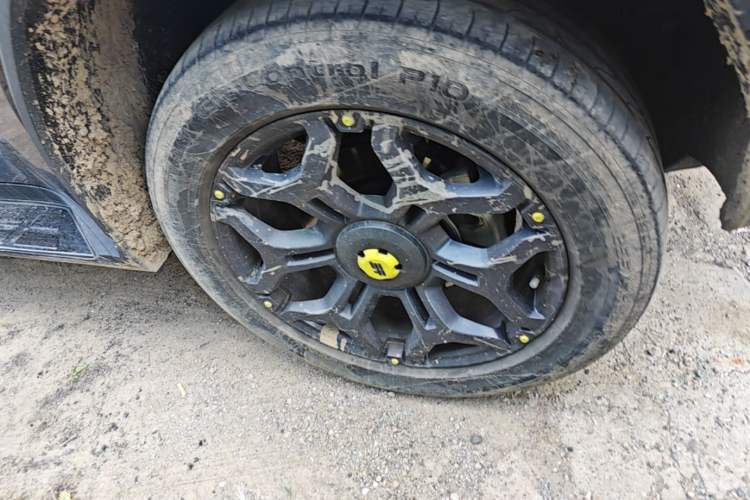 Used JETOUR Shanhai Traveler C-DM 2024 C-DM 208KM Mountain & Wilderness Edition Right Front Wheel Hub
