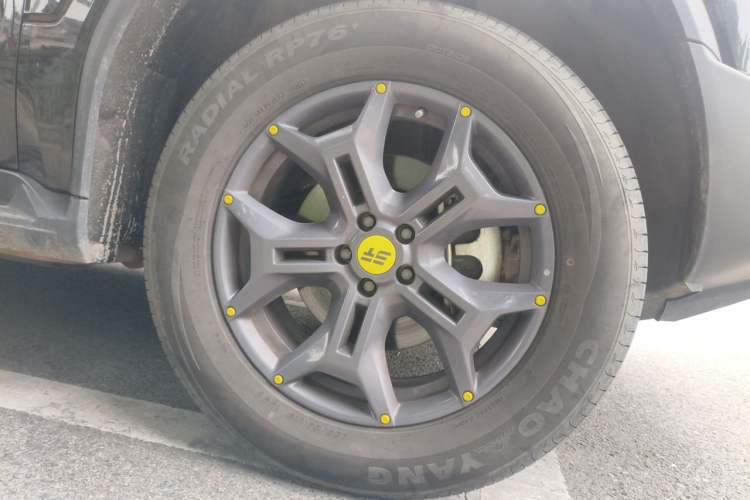 Used JETOUR Shanhai Traveler C-DM 2024 C-DM 129KM Linye Edition Right Front Wheel Hub