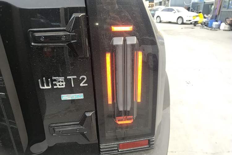 Used JETOUR Shanhai Traveler C-DM 2024 C-DM 206KM Four-Wheel Drive Wilderness Edition Right Rear Taillight