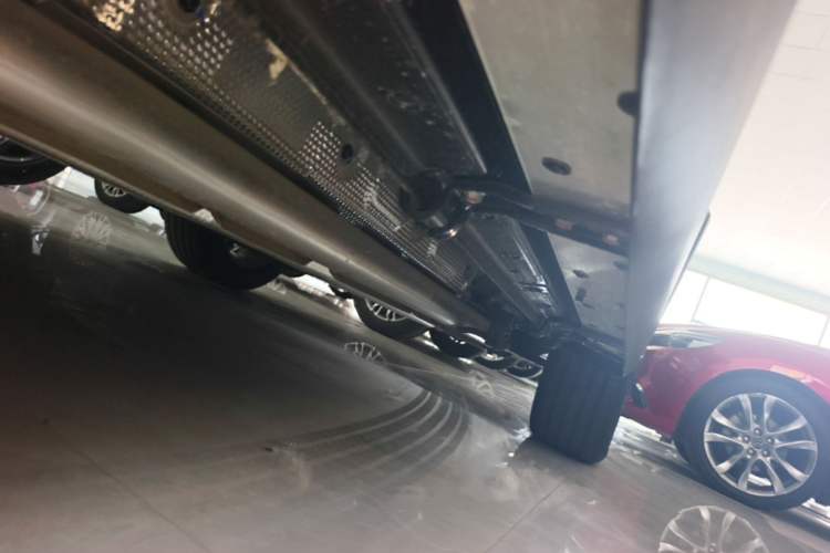 Used JETOUR Shanhai Traveler C-DM 2024 C-DM 208KM Mountain & Wilderness Edition Right Side Sill