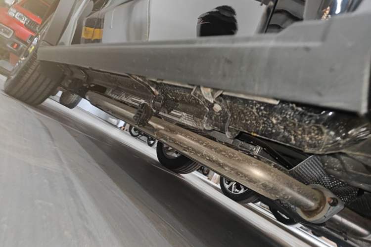 Used JETOUR Shanhai Traveler C-DM 2024 C-DM 208KM Mountain & Wilderness Edition Right Side Sill