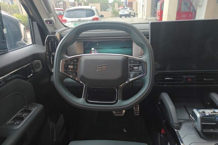 Used JETOUR Shanhai Traveler C-DM 2024 C-DM 129KM Linye Edition Steering Wheel
