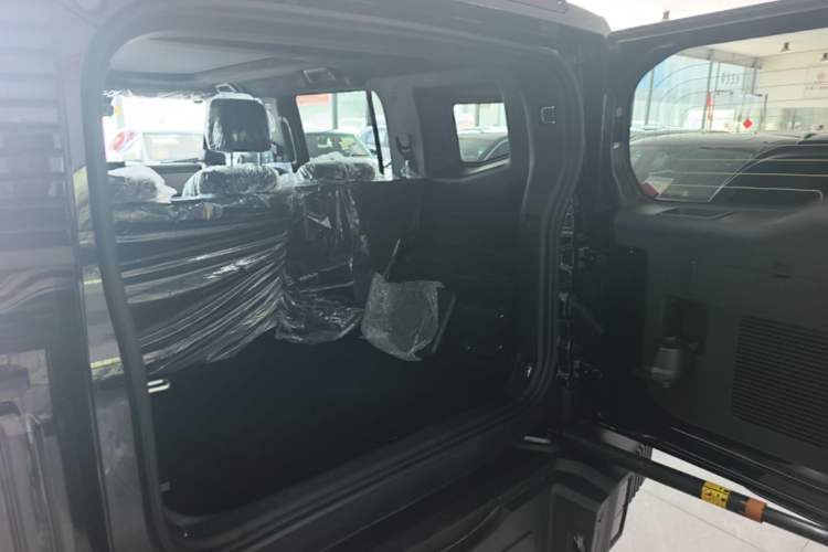 Used JETOUR Shanhai Traveler C-DM 2024 C-DM 208KM Mountain & Wilderness Edition Trunk