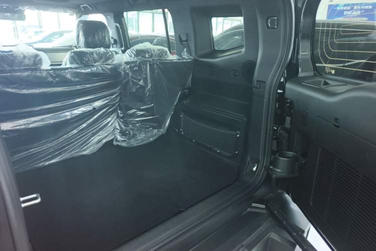 Used JETOUR Shanhai Traveler C-DM 2024 C-DM 208KM Mountain & Wilderness Edition Trunk