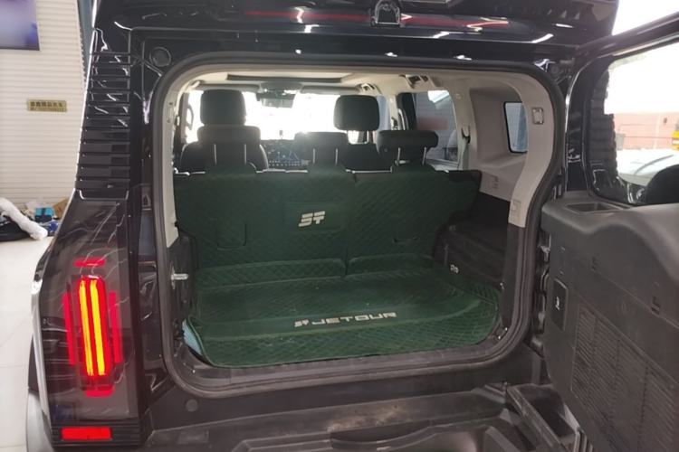 Used JETOUR Shanhai Traveler C-DM 2024 C-DM 129KM Linye Edition Trunk