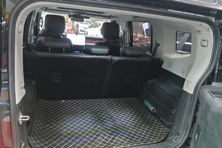 Used JETOUR Shanhai Traveler C-DM 2024 C-DM 129KM Linye Edition Trunk