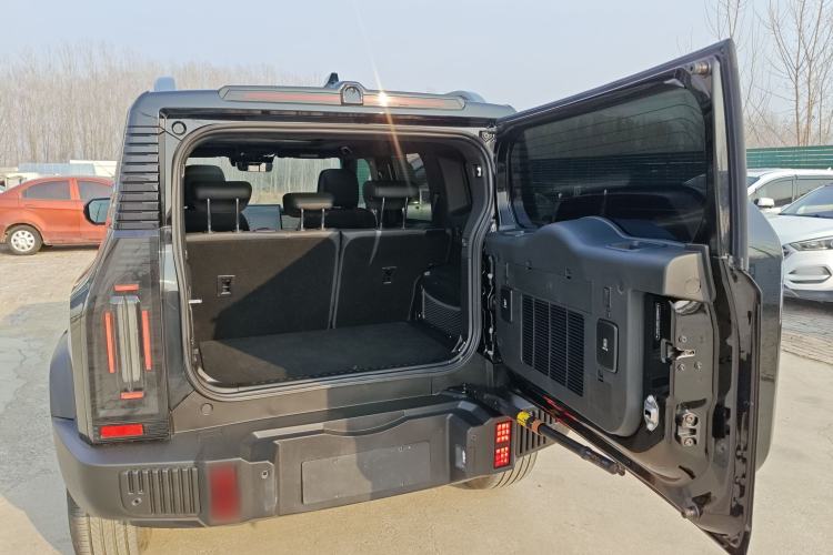 Used JETOUR Shanhai Traveler C-DM 2024 C-DM 208KM Mountain & Wilderness Edition Trunk