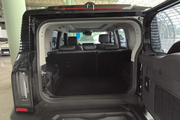 Used JETOUR Shanhai Traveler C-DM 2024 C-DM 129KM Linye Edition Trunk