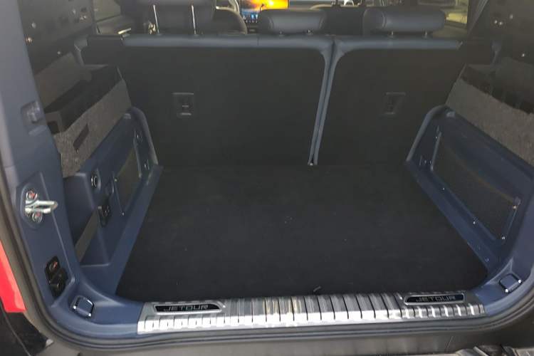Used JETOUR Shanhai Traveler C-DM 2024 C-DM 208KM Mountain & Wilderness Edition Trunk