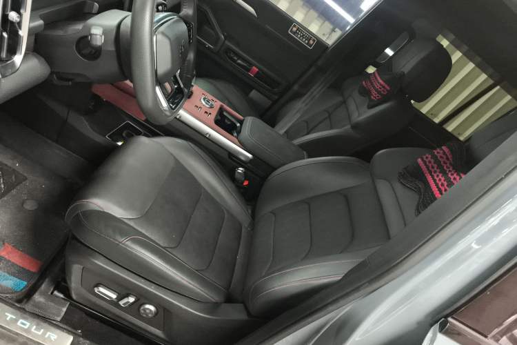 Used JETOUR Shanhai Traveler C-DM 2024 C-DM 208KM Mountain & Wilderness Edition Left Front Seat