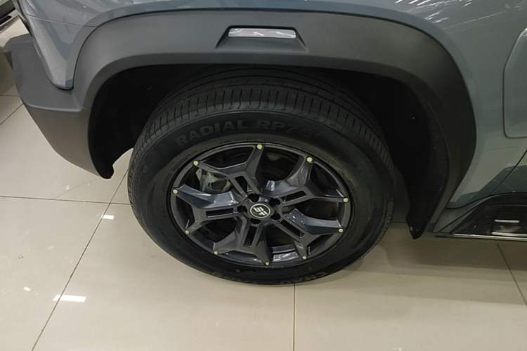 Used JETOUR Shanhai Traveler C-DM 2024 C-DM 129KM Linye Edition Left Front Wheel Hub