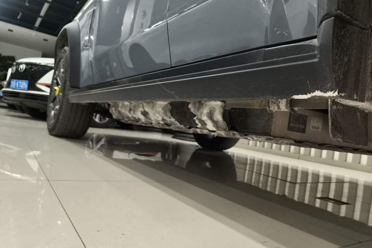 Used JETOUR Shanhai Traveler C-DM 2024 C-DM 208KM Mountain & Wilderness Edition Left Side Sill