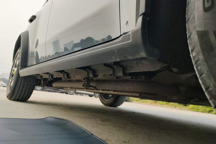 Used JETOUR Shanhai Traveler C-DM 2024 C-DM 208KM Mountain & Wilderness Edition Right Side Sill