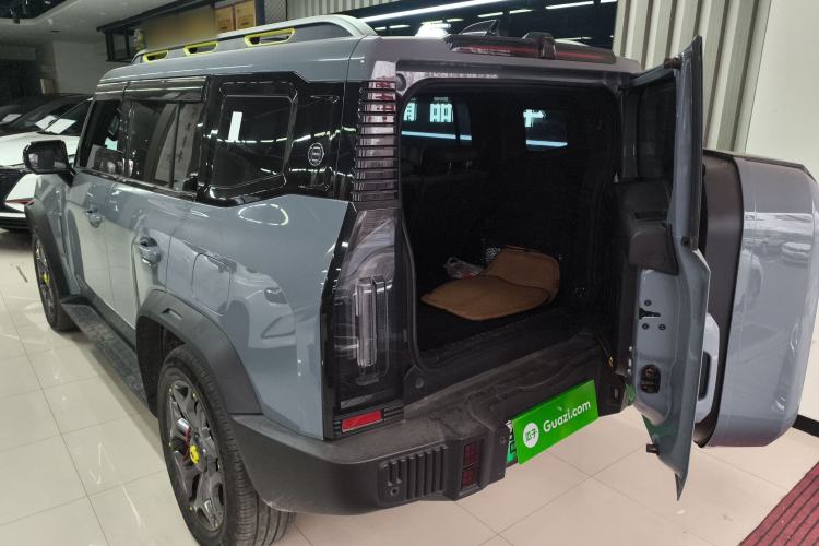 Used JETOUR Shanhai Traveler C-DM 2024 C-DM 208KM Mountain & Wilderness Edition Trunk