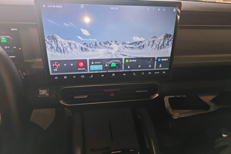 Used JETOUR Shanhai Traveler C-DM 2024 C-DM 208KM Mountain & Wilderness Edition Audio And AC Panel