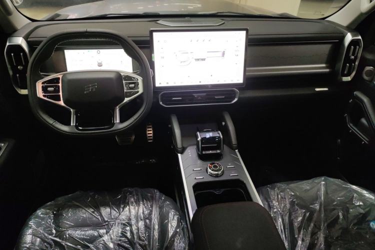 Used JETOUR Shanhai Traveler C-DM 2024 C-DM 129KM Wilderness Edition Center Console