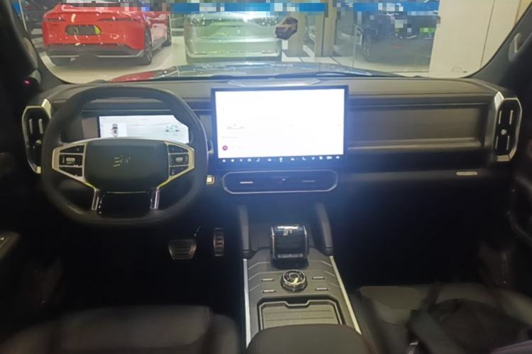 Used JETOUR Shanhai Traveler C-DM 2024 C-DM 208KM Mountain & Wilderness Edition Center Console