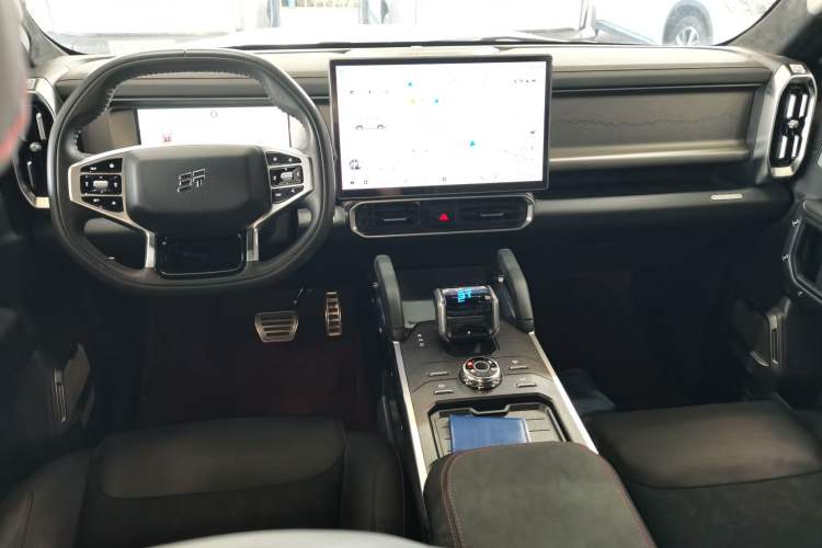 Used JETOUR Shanhai Traveler C-DM 2024 C-DM 208KM Mountain & Wilderness Edition Center Console